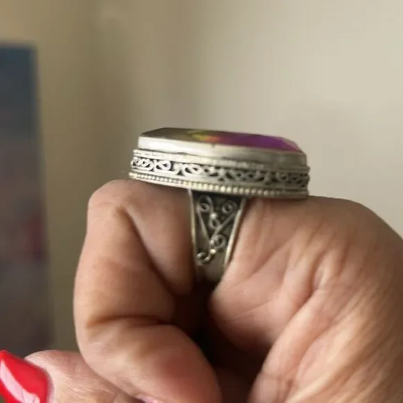 Teardrop Gradient Ring
